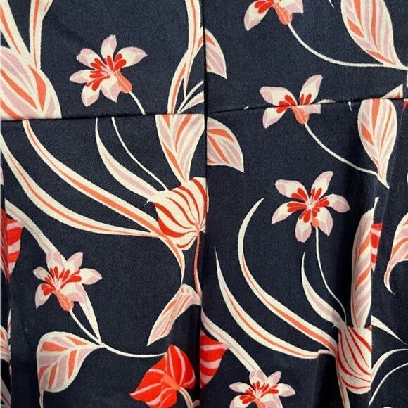 Draper James Love Circle Dress V-Neck A-line Navy Red and Pink Floral - Picture 12 of 16